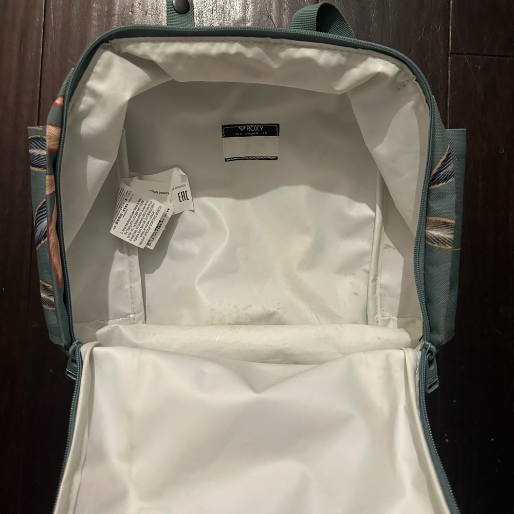 Small Roxy Backpack - Picture 2 of 3